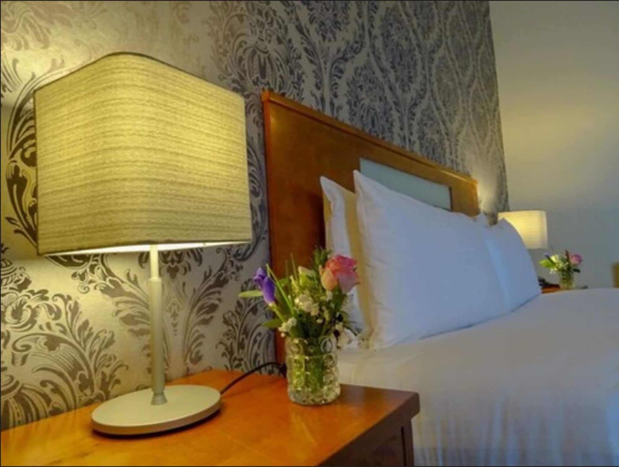 Raheen Woods Hotel Athenry Buitenkant foto