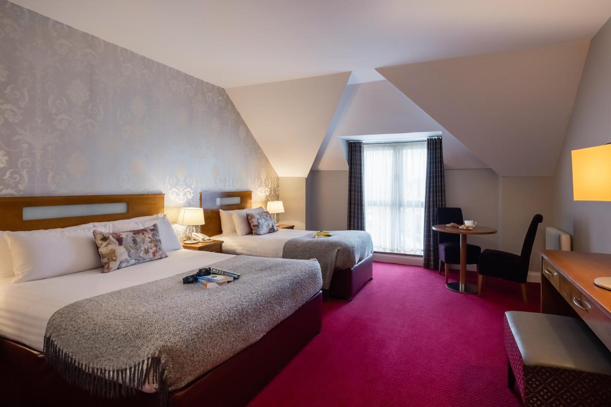Raheen Woods Hotel Athenry Buitenkant foto