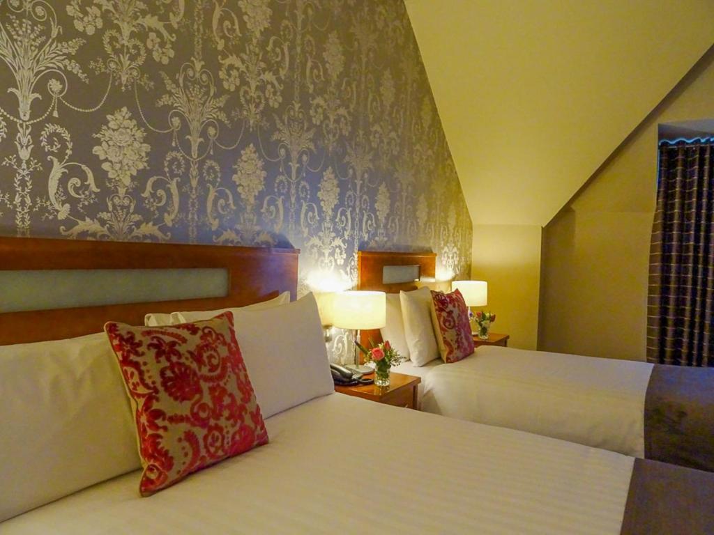 Raheen Woods Hotel Athenry Buitenkant foto